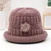 Boina cálida de otoño e invierno para mujeres mayores, sombrero de abuela moderno y grueso, sombrero tipo cubo de terciopelo dorado