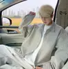 Camisa vertical a rayas en blanco y negro juvenil estilo japonés para hombre, camisa de manga larga casual americana para primavera y otoño, chaqueta camisa de pareja