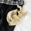 Bufanda Triángulo Estilo Ins Coreano y Japonés con Cinturón Superpuesto, Bufanda de Seda, Pañuelo para la Cabeza de Mujer, Bufanda Triángulo de Sarga, Bufanda para el Cuello para Combinar con Ropa