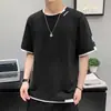 Camiseta de Color Sólido Falsa de Dos Piezas de Manga Corta para Hombre 2023 Verano Nueva Moda Holgada Casual Camiseta Tendencia Camisa Base Tendencia