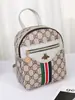 2025 Nueva Moda Accesorio de Mariposa Mochila Moda Mochila de Gran Capacidad de Alta Gama Popular Europeo y Americano Colorido Bloqueo de Color Mochila Pequeña