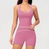 Nuevo conjunto deportivo cruzado de chaleco y shorts para yoga para mujer, ropa deportiva para fitness al aire libre y running, ropa de gimnasio para mujer