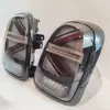 Adecuado para BMW BMWminiF60 conjunto de luz trasera modificado luz trasera de estilo japonés luz de circulación LED luz de circulación dinámica de agua que fluye direccional