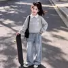 Conjunto de Top Estilo Coreano con Cuello Polo Adornado con Encaje Dulce y Jeans con Lazo para Niñas, Primavera y Otoño 2026