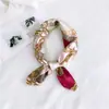 50 Bufandas Pequeñas de Seda Nuevas Bufandas Cuadradas Pequeñas para Mujer Primavera Otoño Verano Coreanas Profesionales Variedad Bufanda Decorativa Estampada Bufanda al por Mayor