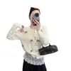 Estilo Delicado e Doce, Cardigã de Tricô com Laço e Dois Botões, Novo Estilo para o Início da Primavera, Suéter de Alta Qualidade, Elegante e Versátil