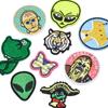 Pegatinas decorativas de tela con diseño de mariposas de colores, directas de fábrica. Parches decorativos para ropa con bordado por computadora que se pueden coser y planchar.