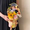 Temporada de Graduación Nueva Sombrero de Doctor Gana el Primer Premio en la Lista Dorada, Pieza Fija, Papel de Regalo para Ramo de Graduación de Examen de Ingreso a la Universidad al por Mayor