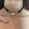 Estilo Oscuro Sexy Marca Hueso Gargantilla de Cuero para Mujer 2025 Nuevo Elegante Moda Collar Tendencia