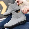 Novas Galochas Masculinas de Cano Curto com Solado Macio para Travessia de Fronteira, Sapatos de Chuva Antiderrapantes Masculinos para Cozinha, Sapatos Aquáticos para Lavagem de Carros, Sapatos de Borracha Leves para Exportação