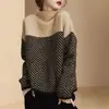 Tricô Macio e Encerado para Mulheres Outono e Inverno 2025 Nova Combinação de Cores Tricô Feminino Camisa Base Engrossada de Gola Alta Meia para Mulheres