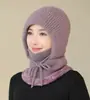 Chapéu de Pelúcia de Inverno Feminino com Cachecol Integrado, Proteção para Orelhas de Tricô, Forrado com Fleece e Espessado, Chapéu de Puxar para Uso Externo para Mães