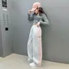 Calça Esportiva Casual com Listra Lateral para Meninas Primavera e Outono Novo Estilo Moda Infantil Calça de Barra Reta Calça de Barra Larga Roupas para Crianças de Tamanho Médio e Grande