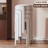 Taburete de molino de viento resistente y duradero, ahorrador de espacio para casas de alquiler, taburete extra para invitados, empaque suave, taburete de plástico apilable