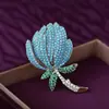 Broche de Flor Turquesa Azul de Alta Gama, Broche de Flor Imperial Moderno y Elegante, Corsage Femenino Lujoso y Explosivamente Popular