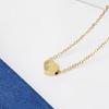 Collar de acero de titanio con 26 letras inglesas para mujer, nombre familiar, cadena de clavícula de alta fijación, nicho de lujo ligero, novias en línea, rojo para pareja