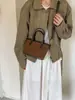 Bolsa simples de ombro único estilo coreano, design retrô, novo estilo de luxo leve, coleção outono 2026, bolsa de mão feminina de camurça peluda, adequada para o dia a dia