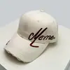 Chapéu de Baseball Bordado com Letra Lateral Estilo Coreano Novo para Primavera e Outono para Homens e Mulheres Estilo com Furo Protetor Solar Boné Rígido com Aba Estilo Retrô