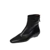 Botas Femininas de Couro Genuíno Estilo Minimalista Coreano com Salto Escondido Emagrecedoras 2026 Inverno Salto Baixo Pequeno Salto Quadrado para o Trabalho Botas de Cano Curto