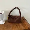 Bolsa de ombro vintage de camurça transfronteiriça para mulheres, novo estilo outono 2026, bolsa de mão nicho descontraída, bolsa de axila para o dia a dia