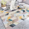 Alfombra de Estilo Minimalista Moderno, Esterilla Refrigerante para Pies junto a la Cama del Dormitorio, Alfombra de Piso Personalizada Larga de Patrón Blanco y Negro, Dropshipping de Amazon