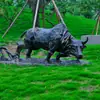 Escultura de Animales de Cobre Fundido para Exteriores Imitación Cobre Ganado Terreno de Cultivo Ganado de Cría Cultura Plástico Reforzado con Fibra de Vidrio Costumbre Popular Adornos de Paisaje