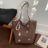 Bolso de Lona Nuevo Bordado de Perrito Cereza, Bolso de Hombro Rayado Doble Cara Simple y Versátil, Bolso Tote de Moda de Nicho para Mujeres
