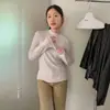 Camiseta feminina Du Xiaozhai de gola semi-alta e manga longa, camisa base versátil básica para outono e inverno, top interno de cor sólida estilo casual