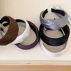 Faixa de cabeça com esponja de cetim de seda, cobertura total, aba larga, visual de alta qualidade estilo francês, popular online, acessório de cabelo com faixa de seda de coroa alta