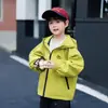 Chaqueta con capucha de Otoño para Niños 2026 Nuevo Estilo Cortavientos Deportivo para Exteriores Infantil Estilo Primavera/Otoño Top Genial para Niño