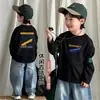 Camiseta de manga larga 100% algodón para niños, cuello redondo, corte holgado, camiseta básica elegante, estilo nuevo, versátil para primavera y otoño, camiseta de cuello redondo