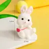 Decoração de Bolo de Aniversário de Coelho Pequeno para o Festival do Meio do Outono Ornamentos Fofos e Adoráveis Guarda-chuva de Cenoura Mochila Coelho de Jade Branco