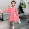 Vestido Longo para Meninas Primavera e Outono Outono Bebê Estiloso Gola Lapela Vestido Princesa Moda Infantil Saia Plissada