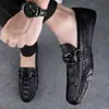 Piel de Vaca de Primera Capa Nuevos Zapatos Casuales de Cuero Genuino para Hombre Gorro de Punto Zapatos de Cuero sin Cordones con Patrón de Cocodrilo Zapatos de Conducir Perezosos para Hombre Mocasines