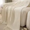 Manta tejida retro estilo nórdico, perfecta para decorar el pie de una cama en una casa de huéspedes, como manta ligera de lujo para la siesta, chal o manta para el sofá.