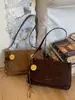 Bolsa de Axila de Grande Capacidade para Mulheres 2025 Outono e Inverno Novo Estilo Estilo Retrô Simples Casual Bolsa de Ombro Tote Bolsa de Moda