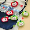 Nuevos Accesorios de Muñeca de Manzana de Peluche de Dibujos Animados con Caras Lindas, Ropa de Fruta, Pines para Bolsos, Figuras Decorativas DIY