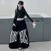 Conjunto de Jazz para Niñas 2026 Nuevo Estilo Ajustado Top Corto y Pantalón de Chándal con Letras Conjunto de Dos Piezas para Primavera y Otoño