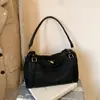 Nuevo Modelo Otoño 2025 con Bolso de Hombro de Cuero Mate, Bolso Tote Cruzado Estilo Europeo y Americano, Gran Capacidad para Viajes Diarios