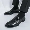 Sapatos Casuais de Couro Masculinos Tamanho Grande Transfronteiriços Mocassins Envernizados Tendência Masculina Slip-On Sapatos de Couro para Negócios Sapatos para Jovens para Boate