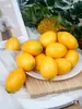Modelo de Fruta Falsa Simulada Plástico Mango Manzana Pera Piña Limón Plátano Adornos de Brocheta Decoración para Gabinete de Cocina del Hogar Accesorios