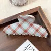 Pinza de Garra Retro a Cuadros Estilo Ins de Alta Calidad para Mujer, Pinza de Tiburón Versátil de Moda, Pasador Elegante Versión Coreana para la Parte Posterior de la Cabeza
