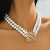 Un Collar de Múltiples Capas con Cuentas y un Elegante Colgante Cuadrado Hueco con Pedrería para Mujer, Elegante y Exquisito, Adecuado para el Uso Diario