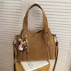 Bolso grande de mujer transfronterizo, nuevo diseño de nicho vintage otoño/invierno 2026, bolso de hombro cruzado tote para mujer