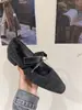 Zapatos planos grises de estilo francés con tacón grueso, perfectos con vestidos, zapatos de noche para mujer, colección otoño/invierno 2025, zapatos Mary Jane con forro de felpa