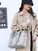 Bolsa de lona estilo bosque con múltiples compartimentos, bolsa tote pequeña estilo japonés ins para mujer, para estudiantes, para ir al trabajo y al día a día, se puede llevar cruzada