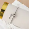 Europa y Estados Unidos superventas todo a juego personalidad hueco incrustado circonita vintage llavero pulsera moda exquisito temperamento pulsera