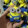 Muñeca de Monstruo de Tres Ojos Colgante de Lana Colgante Tejido a Mano Producto Terminado Muñeca de Ganchillo Hecha a Mano Colgante de Ganchillo Producto Terminado