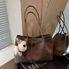 Bolso de Hombro Retro Transfronterizo para Mujer 2026 Nueva Moda Nicho para el Trabajo Bajo el Brazo Versátil Gran Capacidad