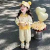 Conjunto de Dos Piezas con Lazo Trasero de Dibujos Animados para Niños Otoño 2026, Atuendo Elegante de Dos Piezas para Niñas, Moderno y a la Moda